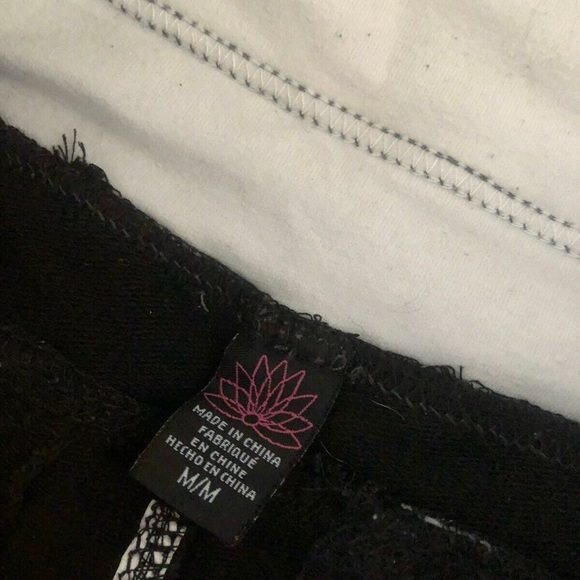 Yoga Pants - Picture 2 of 5